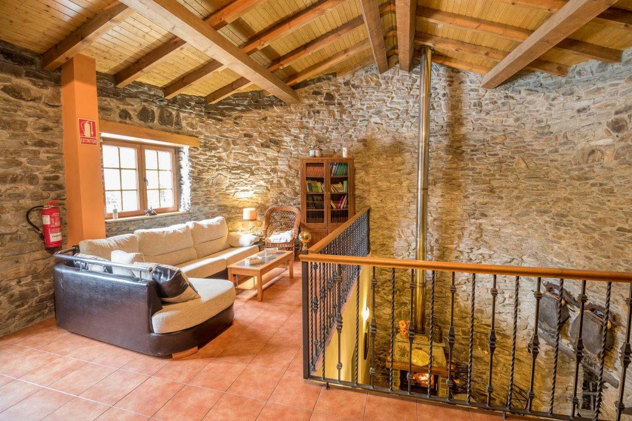 Casa Rural La Fuente Tejedo del Sil Exterior foto